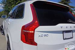 2016 Volvo XC90 T6 R design tail light