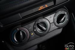 Contrôle du système de climatisation de la Toyota Yaris 2016