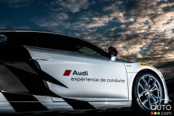 Vue latérale de l'Audi R8