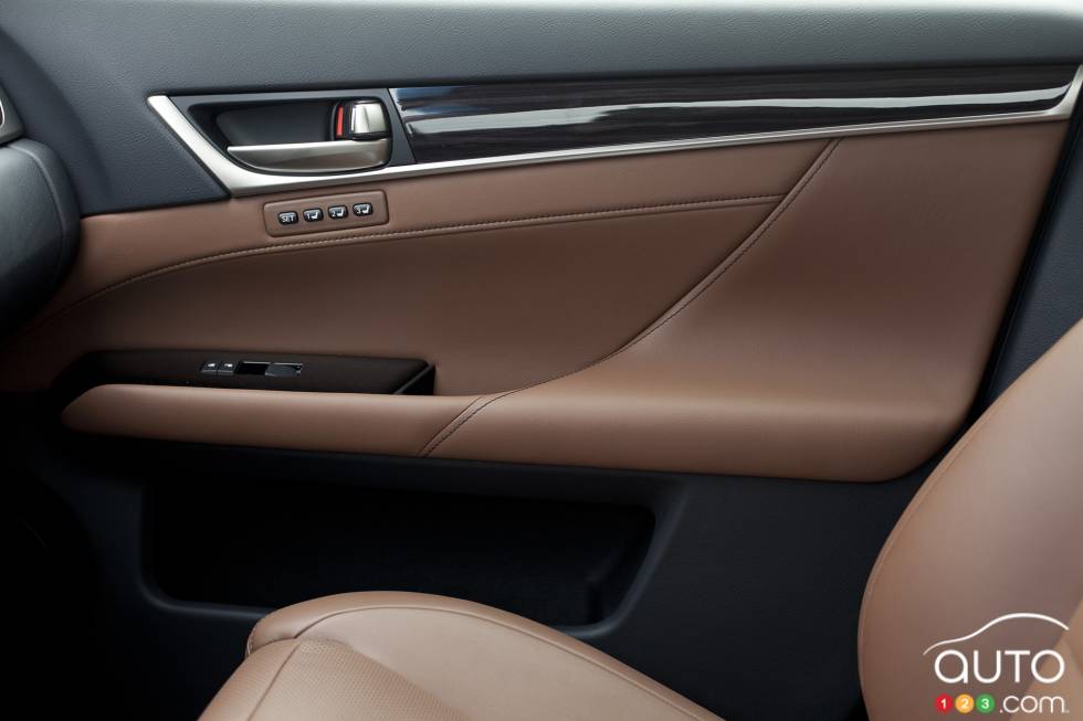 Interior door panel, passenger's side