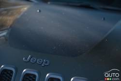Écusson du manufacturier du Jeep Cherokee Trailhawk 2016