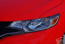 2016 Honda Fit EX-L Navi headlight