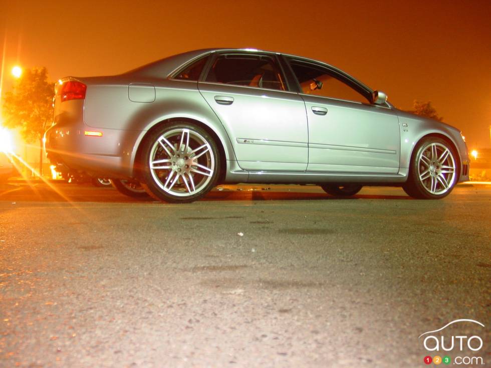 Audi RS4 2007