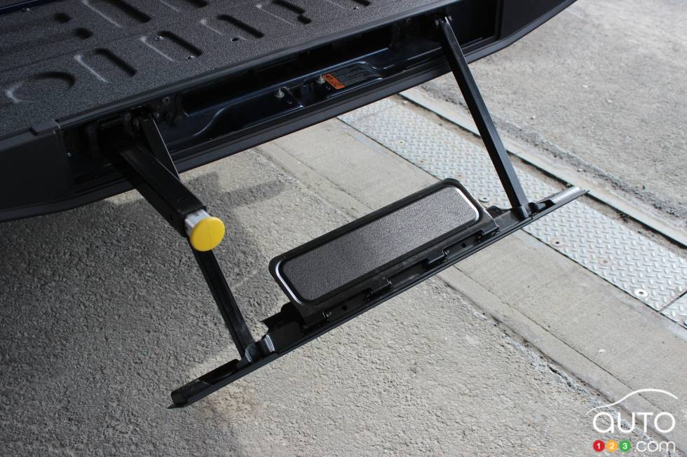 Marchepied du caisson de chargement