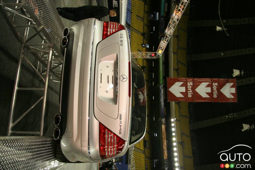 Montreal National Sport Compact 2006