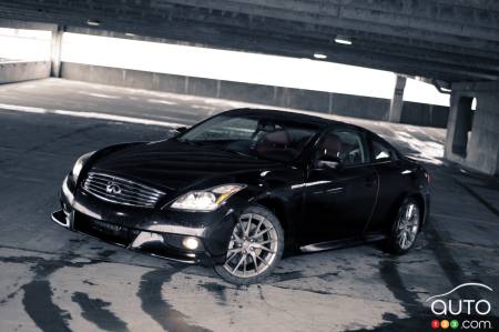 2011 Infiniti IPL G coupe pictures