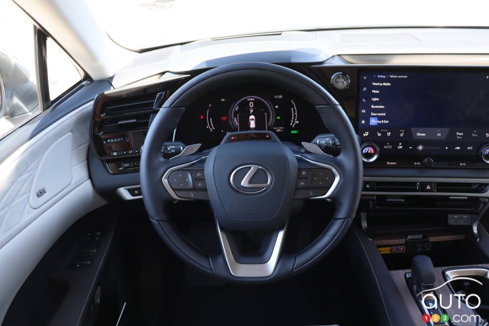 2023 Lexus RX pictures | Auto123