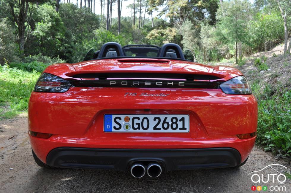 2017 Porsche 718 Boxster S rear view