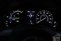 2016 Lexus ES 300h gauge cluster