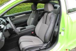 2017 Honda Civic Coupe front seats