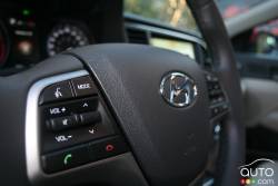 2017 Hyundai Elantra audio system controls