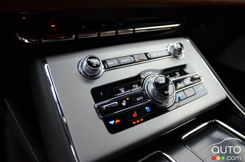 We drive the 2020 Lincoln Aviator