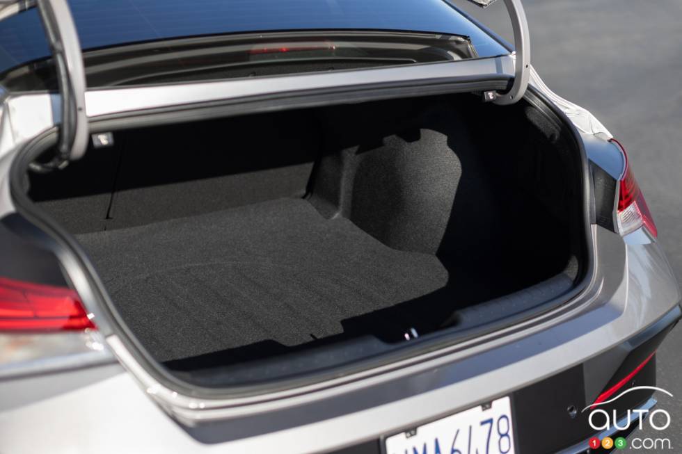 Introducing the 2024 Hyundai Elantra