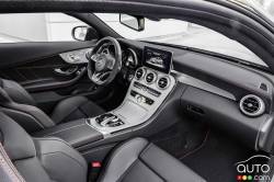 2017 Mercedes-Benz C43 Coupe front interior compartment