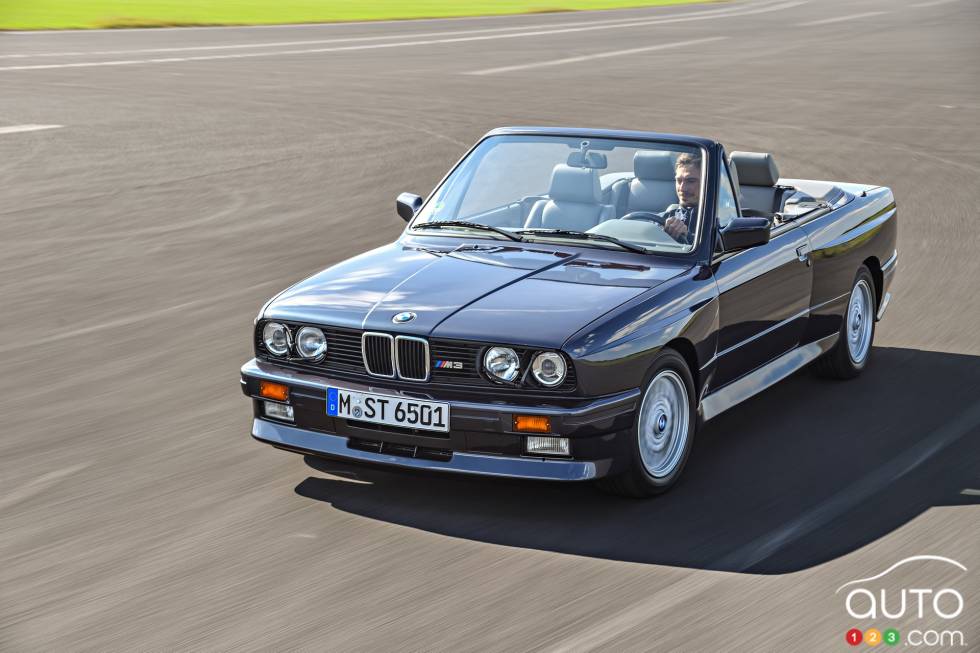 BMW E30 M3 cabriolet front 3/4 view