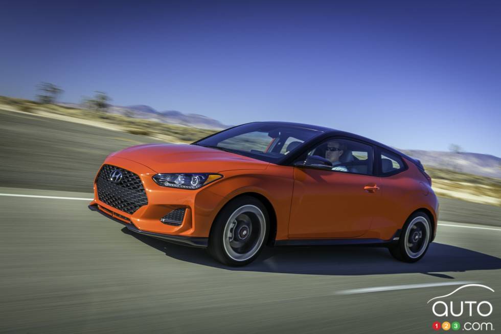 3/4 front view of the 2019 Veloster Turbo