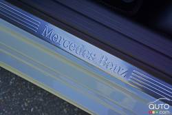 Garnissage des seuils de la Mercedes-Benz B250 4matic 2016