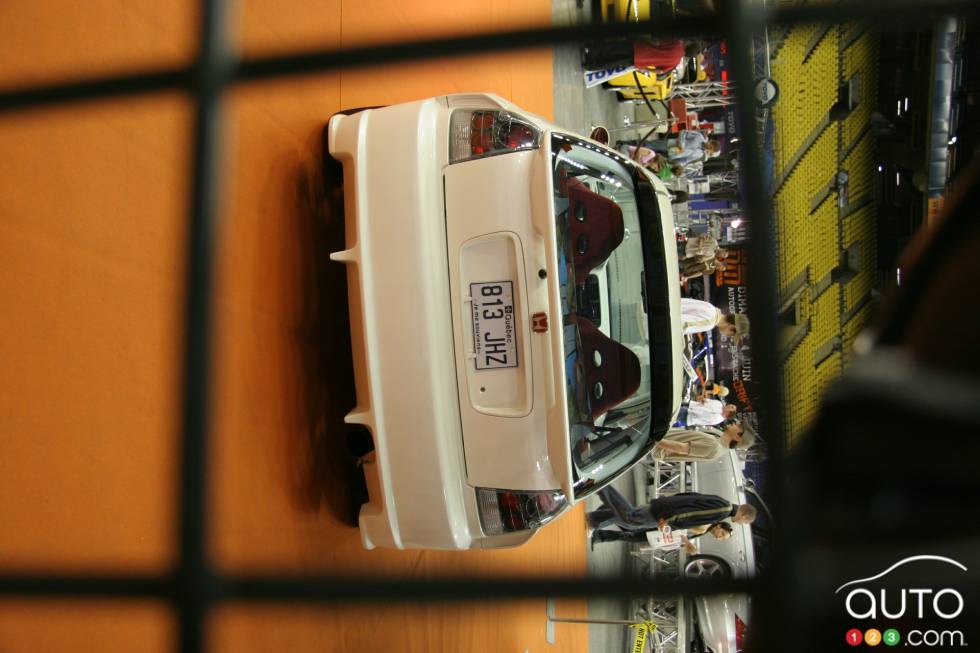 Montreal National Sport Compact 2006