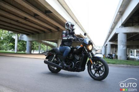 Photos de la Harley Davidson Street 750 2015