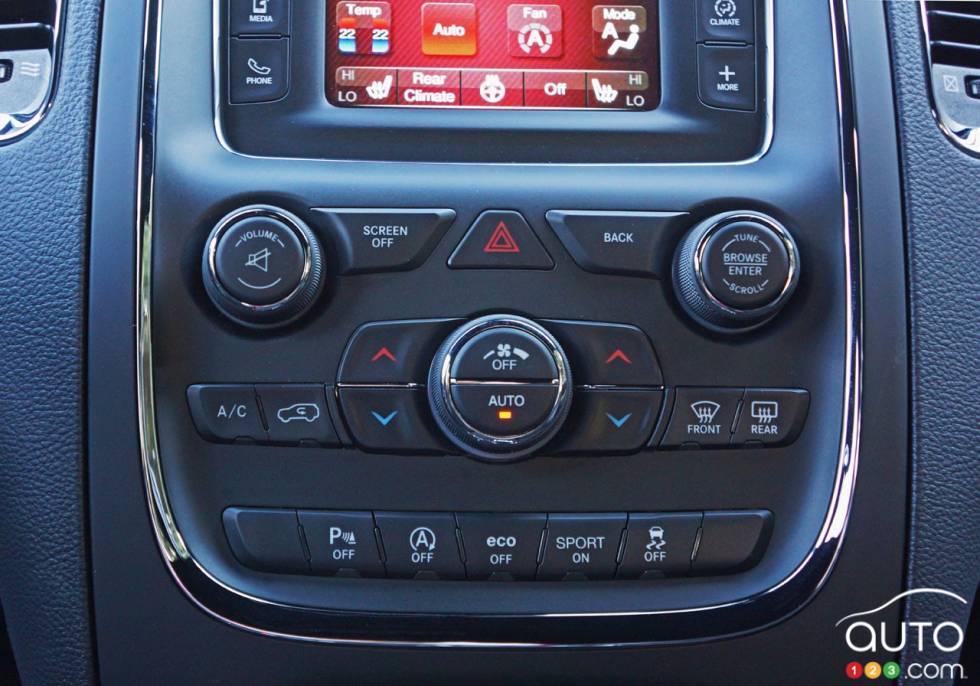 Contrôle du système de climatisation du Dodge Durango SXT 2016
