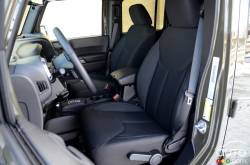 2016 Jeep Wrangler Willys front seats