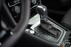 2016 Volkswagen Golf R DSG transmission