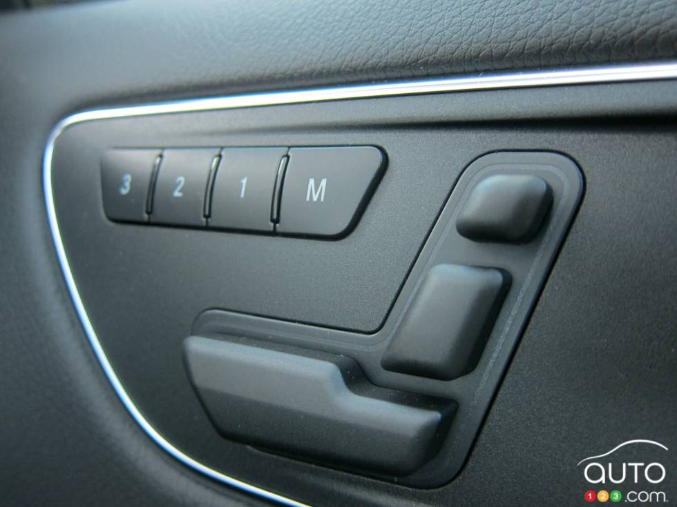 Commandes du siège du conducteur