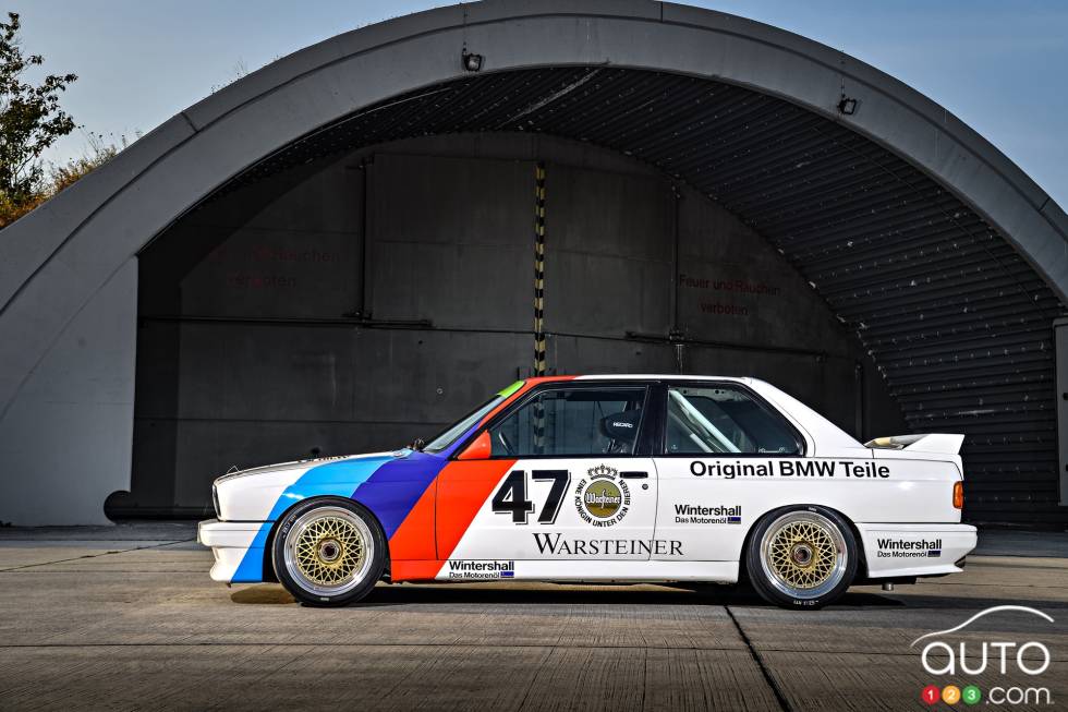 BMW E30 M3 side view