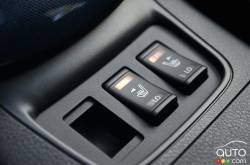 2017 Nissan Sentra SR Turbo front heated seats controls