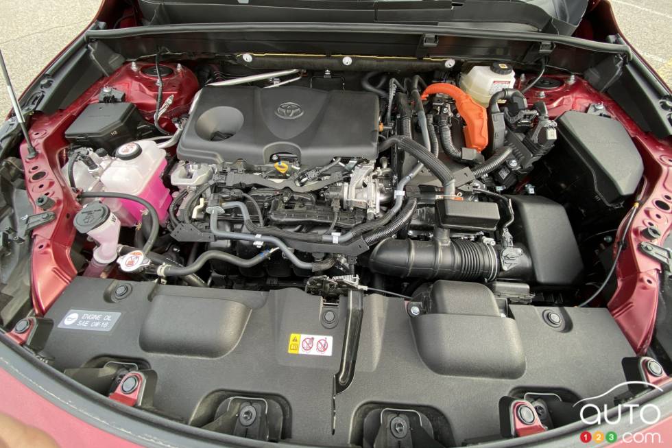 Nous conduisons le Toyota Venza 2021