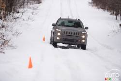 Test mesurer du  Jeep Cherokee Trailhawk  2016