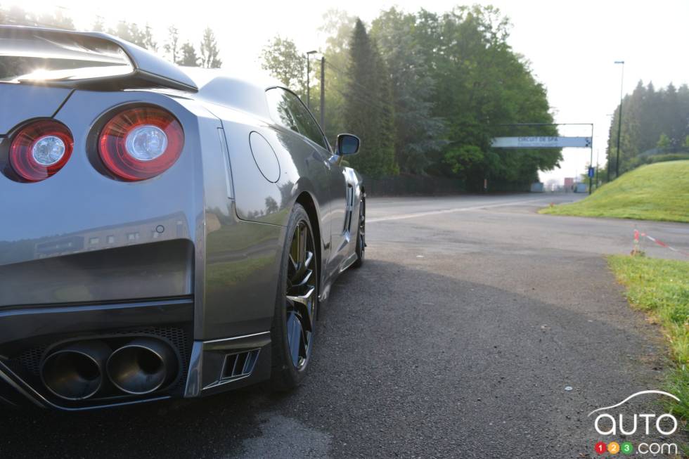2017 Nissan GTR exhaust