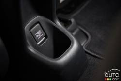 2016 Honda HR-V EX-L Navi interior details
