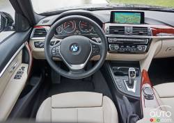Habitacle du conducteur de la BMW 328i Xdrive Touring 2016