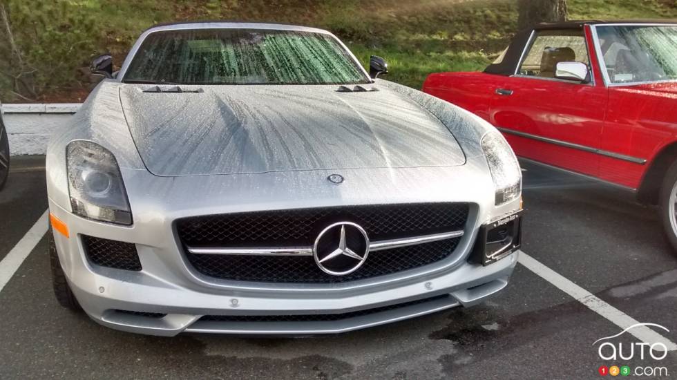 Vue de face d'une Mercedes-Benz