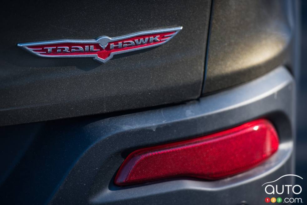 2016 Jeep Cherokee Trailhawk exterior detail