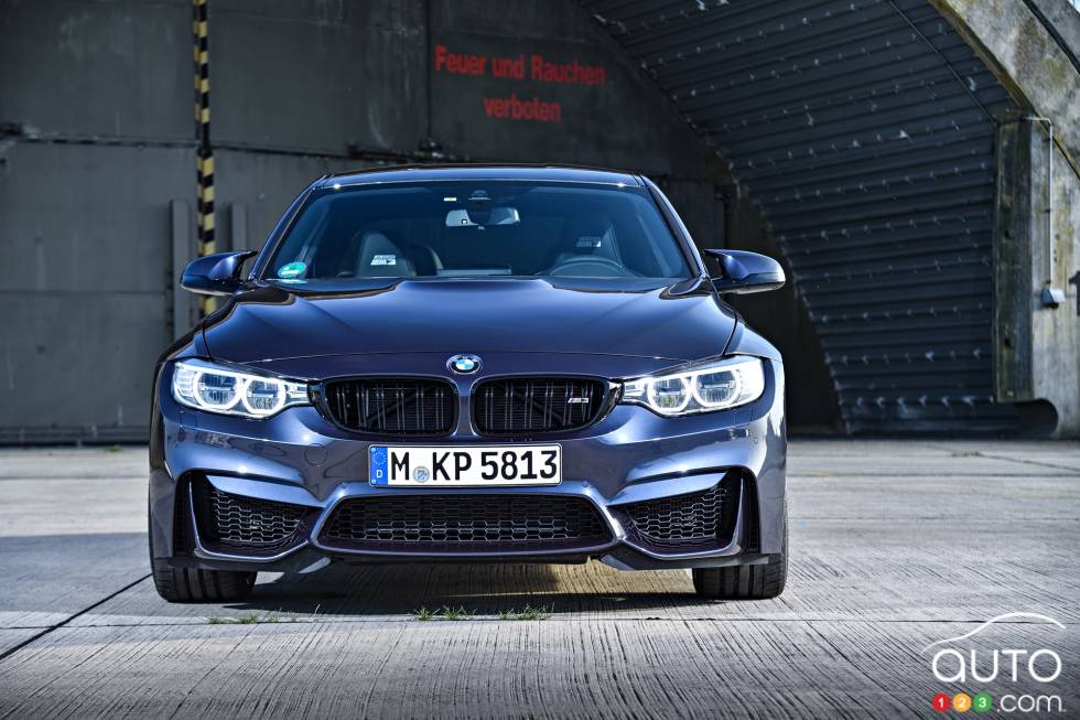 Vue de face de la BMW F80 M3