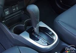 2016 Honda Fit EX-L Navi shift knob
