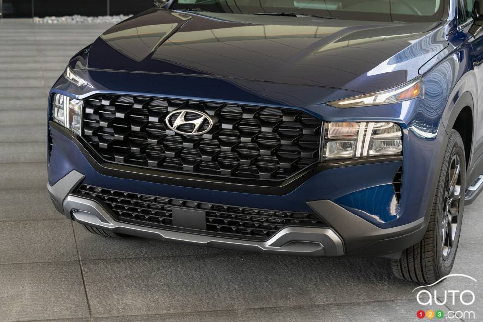 Introducing the 2022 Hyundai Santa Fe XRT (Urban) 