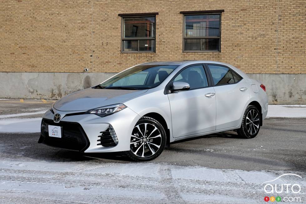 We test drive the new 2019 Toyota Corolla 