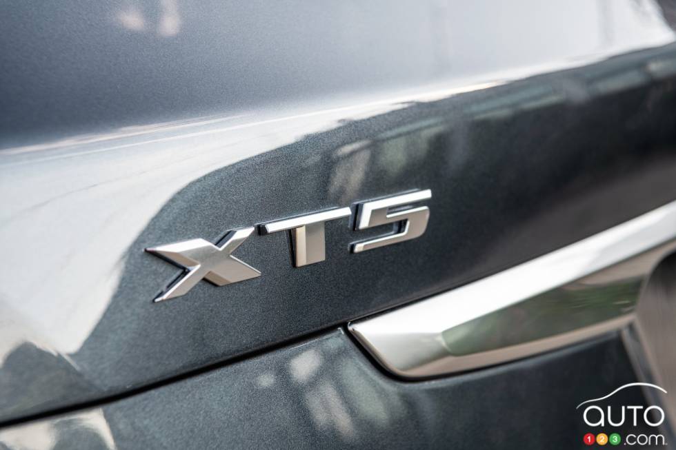 2020 Cadillac XT5 Premium Luxury