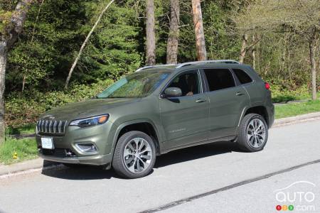 2019 Jeep Cherokee Overland pictures