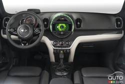 2017 MINI Cooper S E Countryman ALL4 dashboard