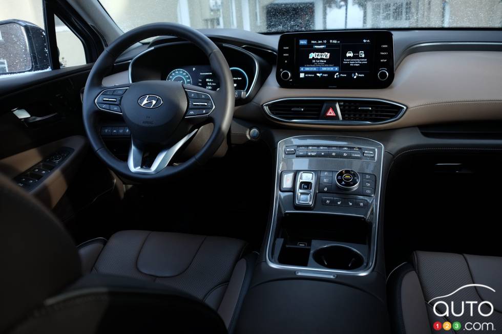 We drive the 2022 Hyundai Santa FE PHEV