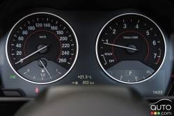 2015 BMW 228i xDrive Cabriolet gauge cluster