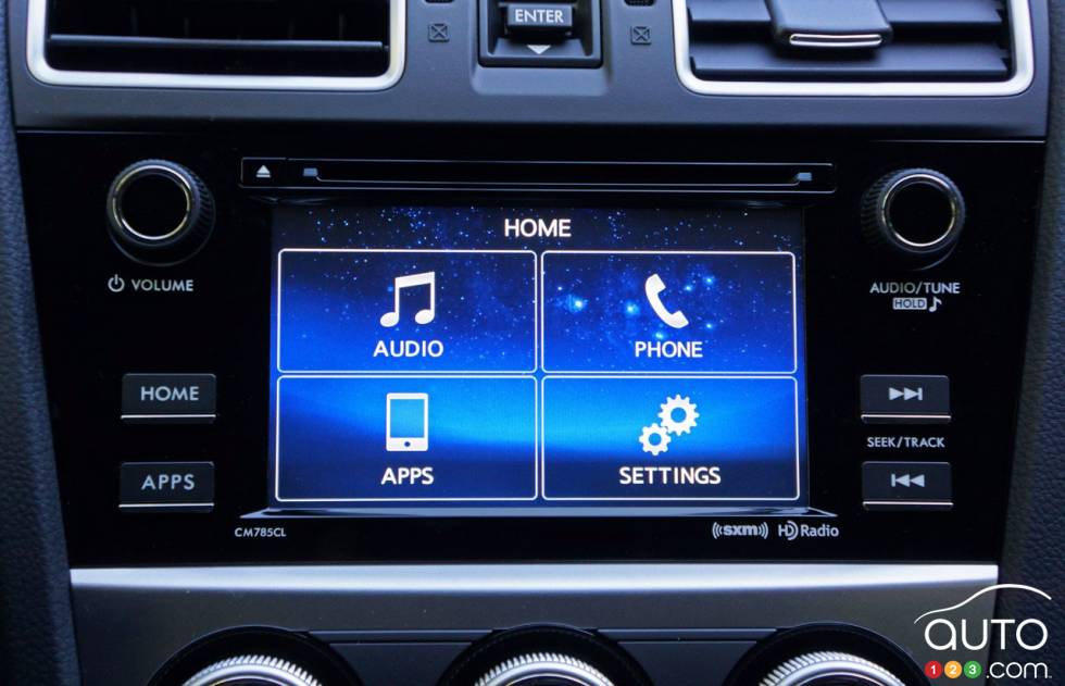 Système de contrôle de l'info divertissement de la Subaru Crosstrek Hybride 2016