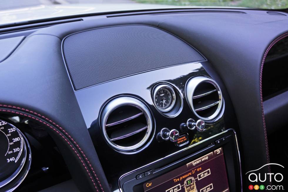 2016 Bentley Continental GT Speed Convertible interior details