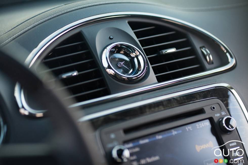 Bouches d'aération à l'avant