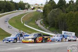Ross Chastain, Ford ReeseTowpower/PartsSource and Martin Roy, Chevrolet Beaver Bail Bonds battlle it out in action during race