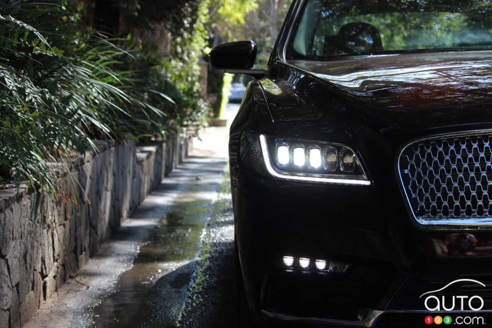 Front headlight